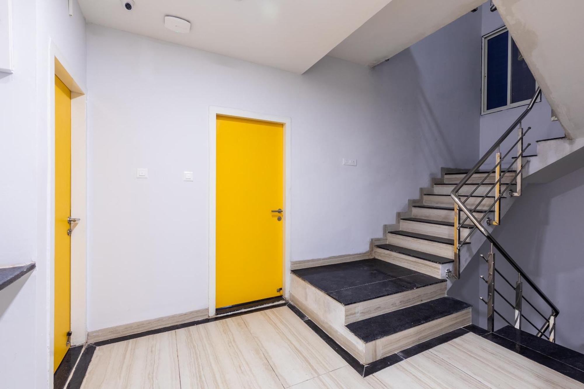 Silverkey Fusion Stays Indore Bagian luar foto