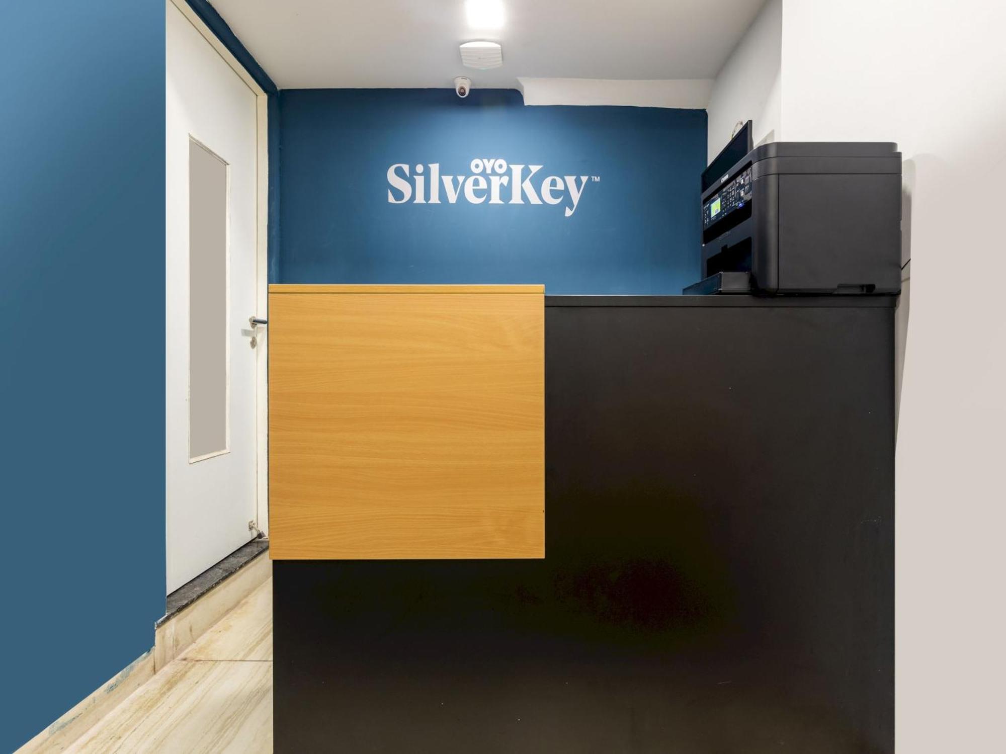 Silverkey Fusion Stays Indore Bagian luar foto